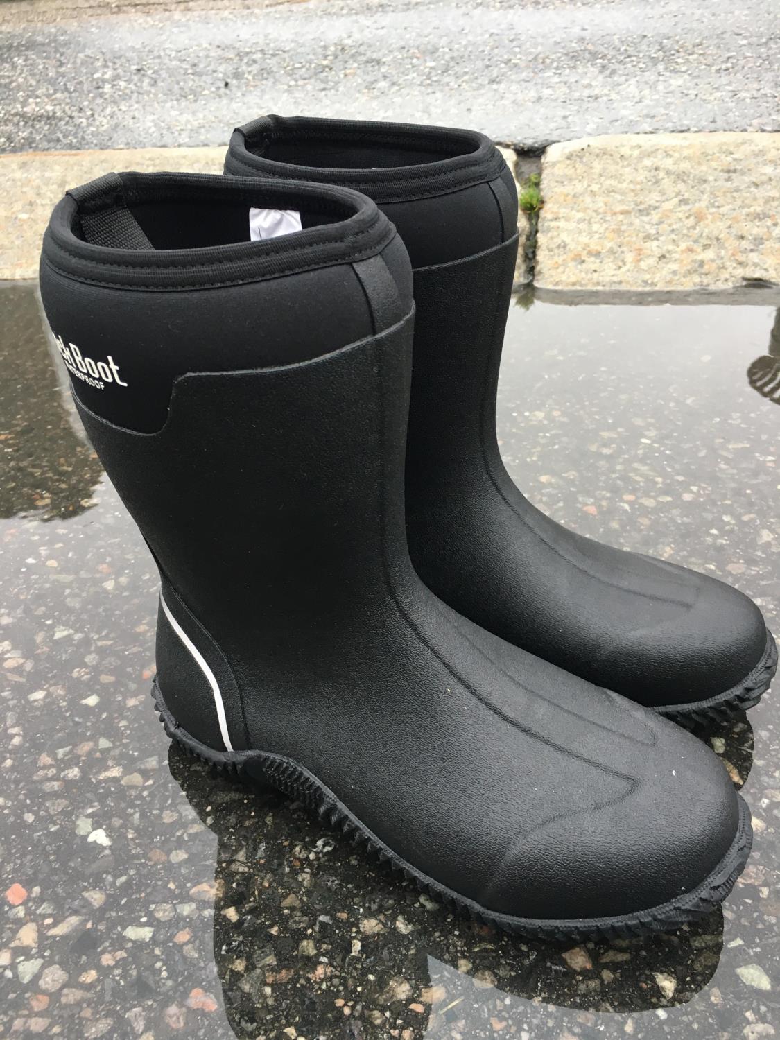 Dock boot rubber boots waterproof