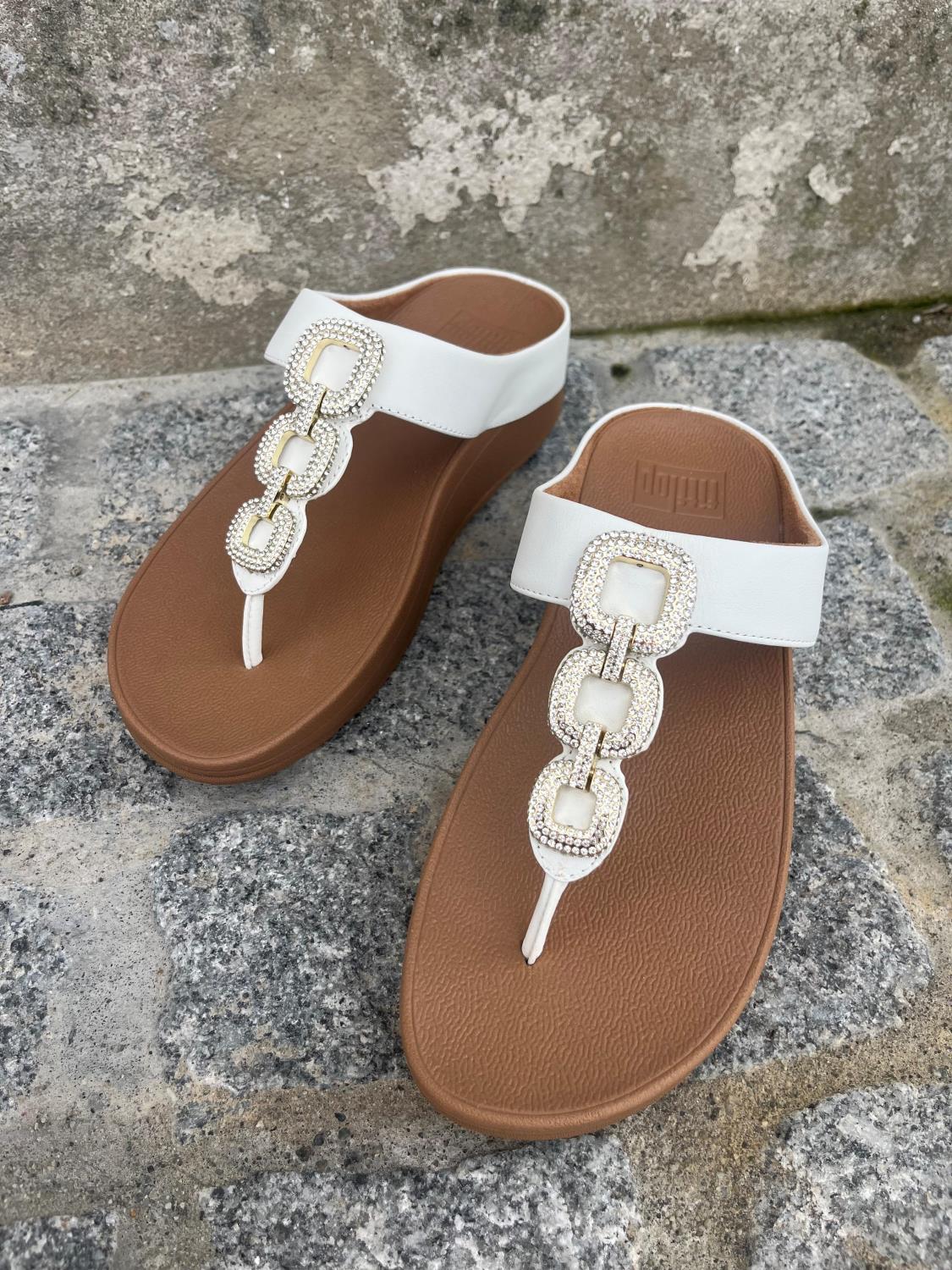 fitflop comfort toe sandal lulu