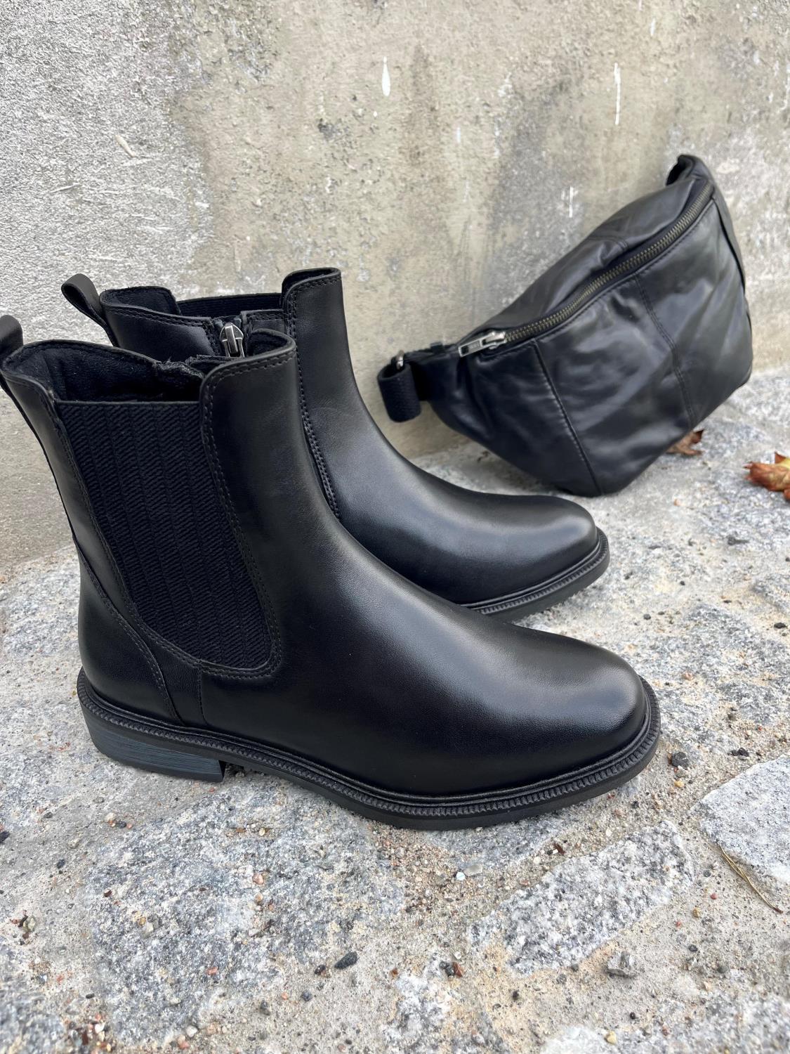 marco tozzi soft leather boots zip