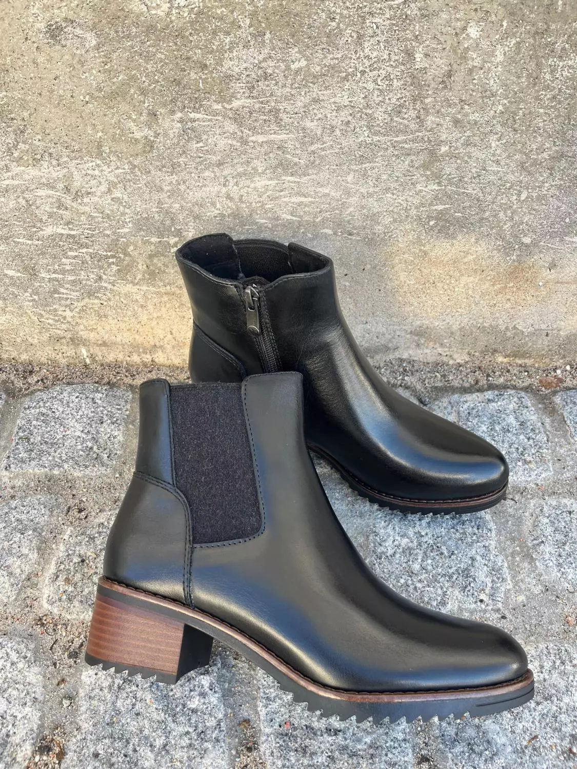 Marco tozzi leather boots zip inside