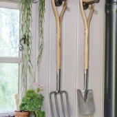 Liten spade (small digging spade)