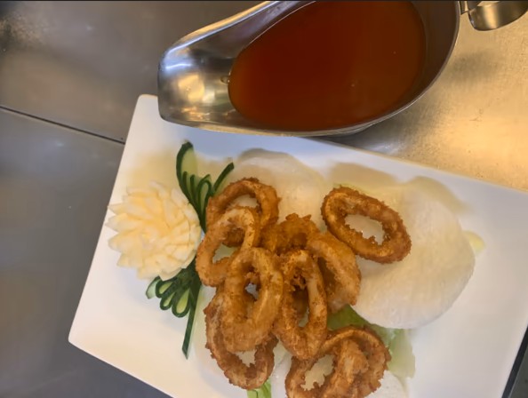 44. Frityrstekt akkar med søt saus