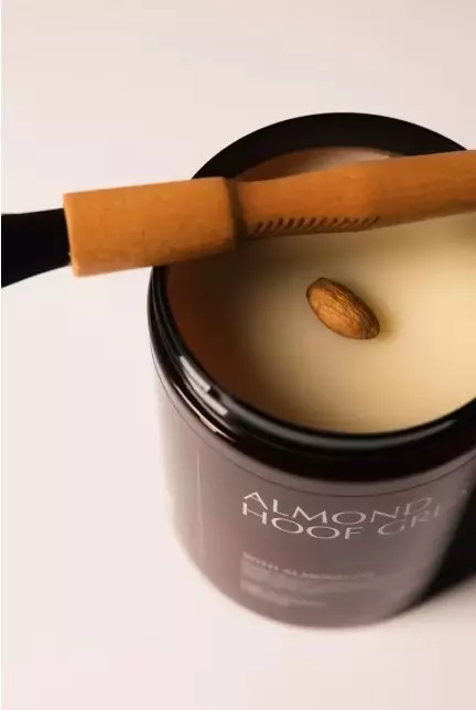 Grooming Deluxe Almond Hoof Grease