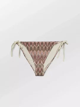 Amber Baila Bikini Tanga