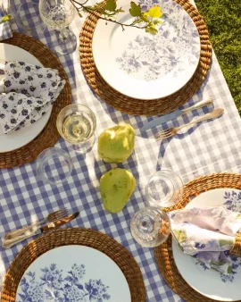 Table Cloth 140x300 w/Fringe