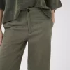 Mørk Grønn