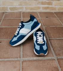 WMS Ranch Runner Shoe