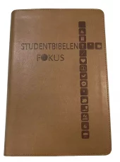 Fokus Studentbibel. Brun kunstskinn. Forventet utgivelse 18.03.2026!
