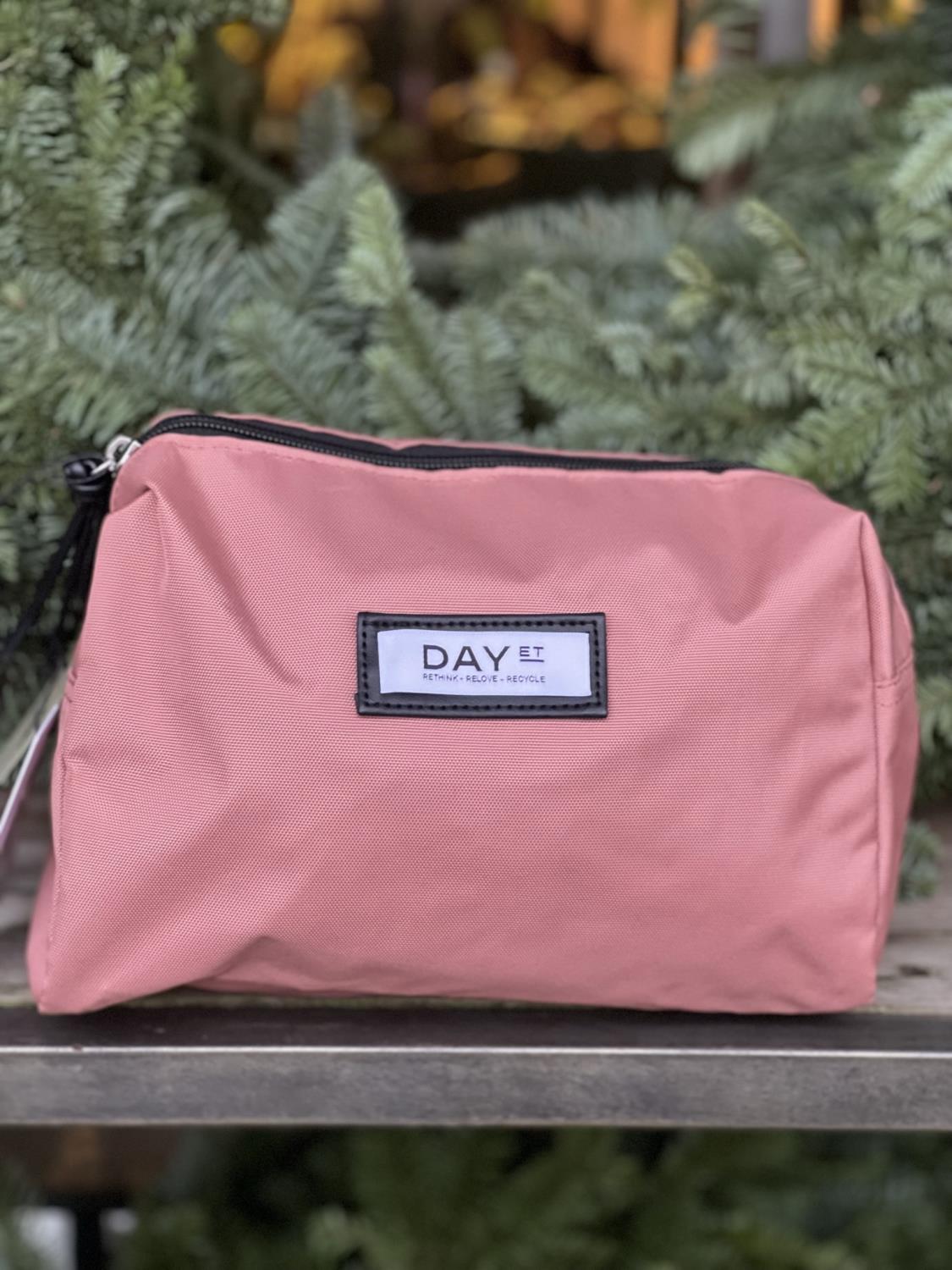 Day Gweneth RE S Beauty bag Ash rose