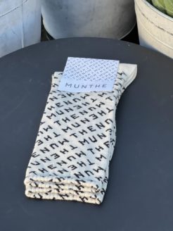 Munthe Jully sokker kit