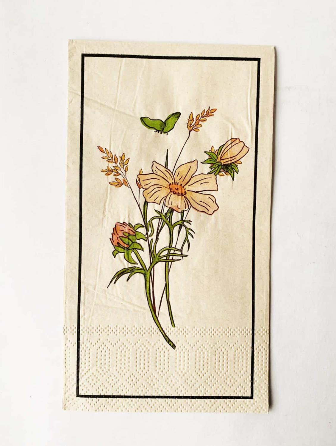 Serviett blomster og sommerfugl