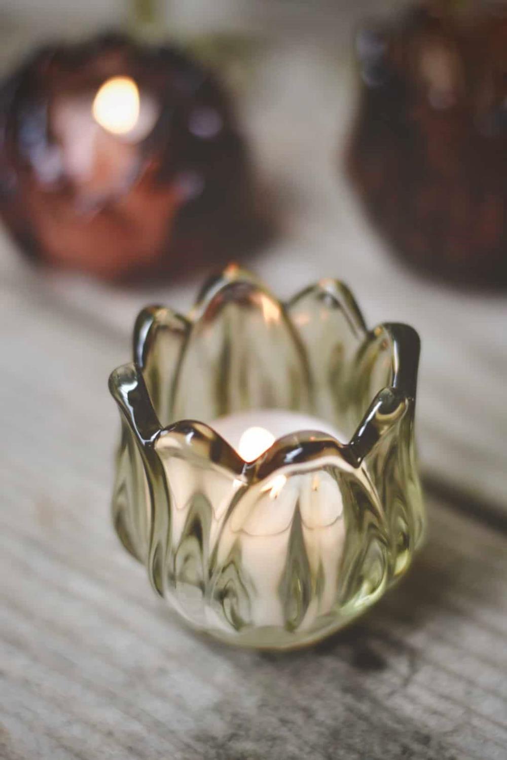 Lysglass blomst 7x7 grønn