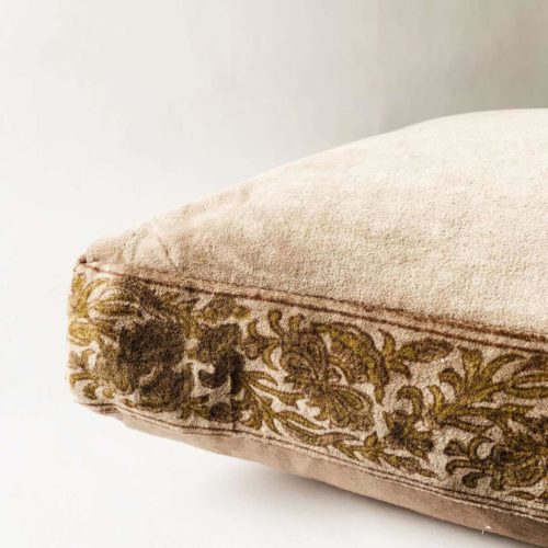 Velur putetrekk m bord 50×50 cm mud