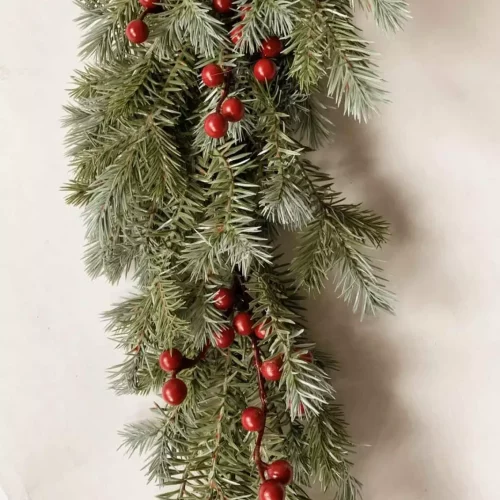 Gran deko m røde bær 120 cm