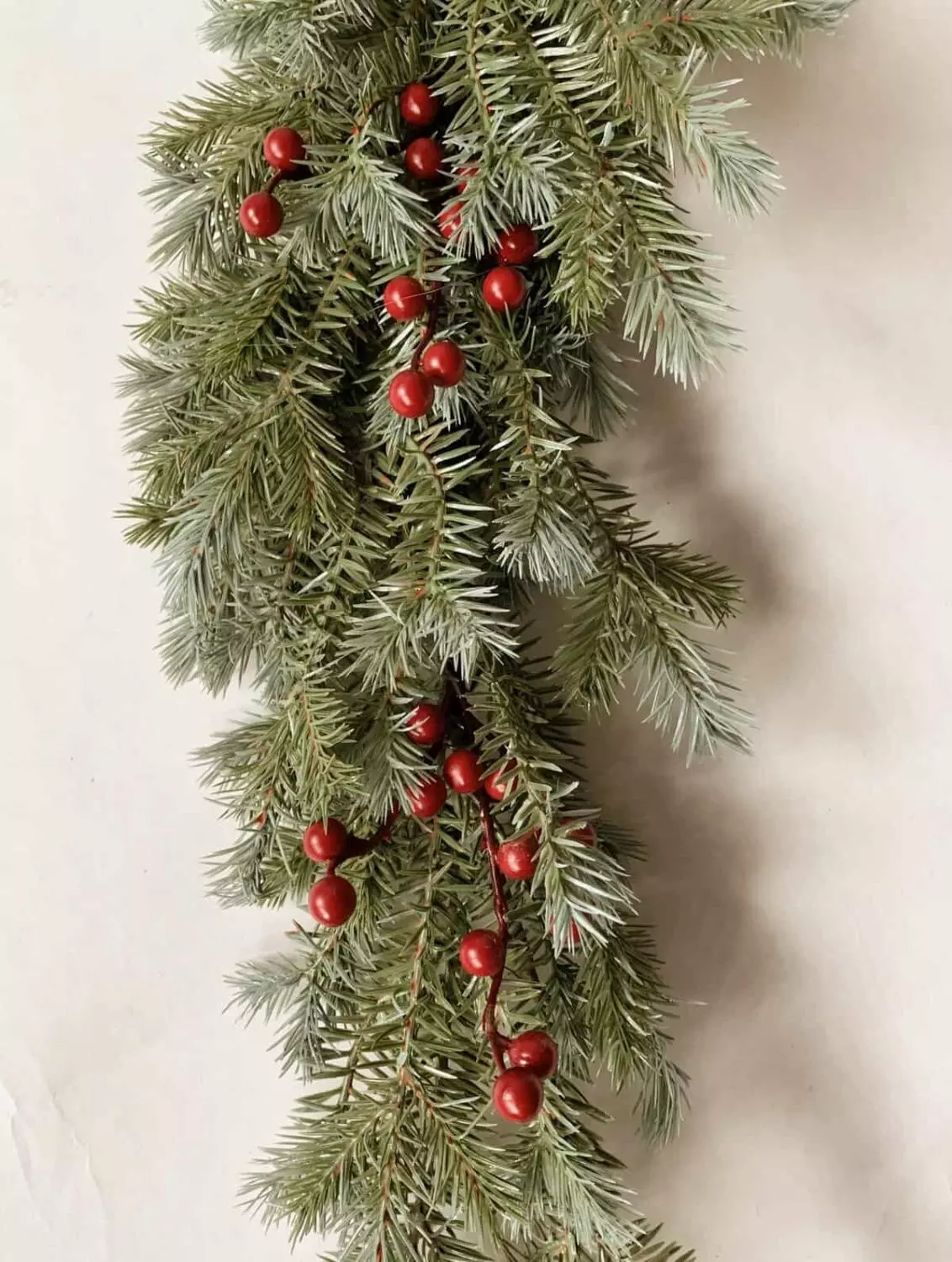 Gran deko m røde bær 120 cm