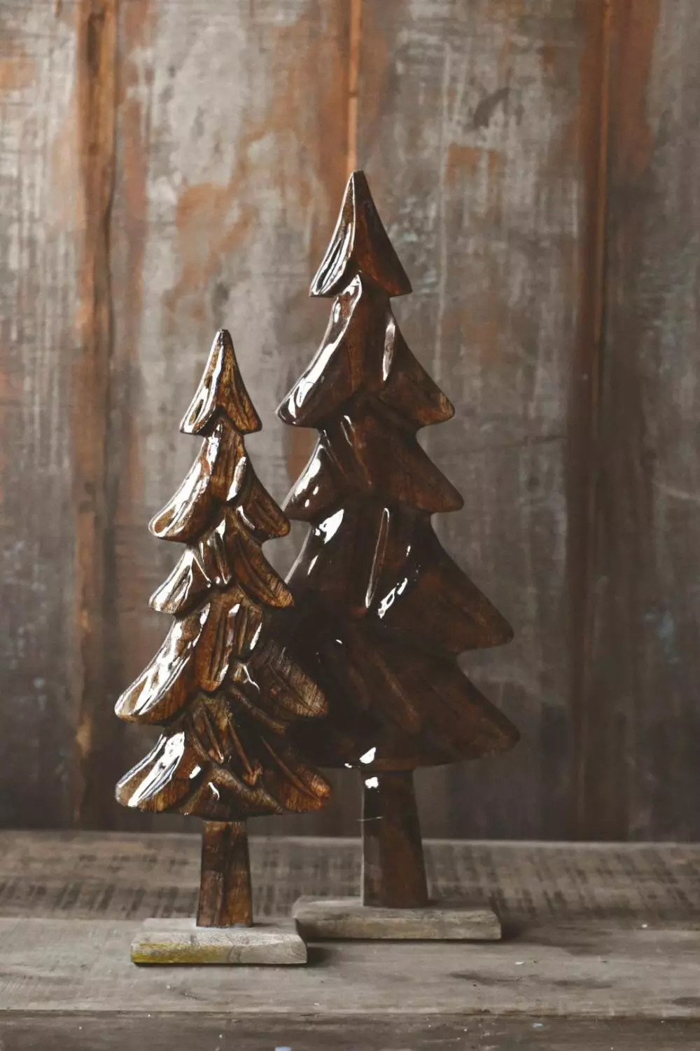 Tre emaljert brunt h 47 cm