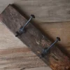 Vintage veggheng m 2 kroker tre/metall 39x10cm