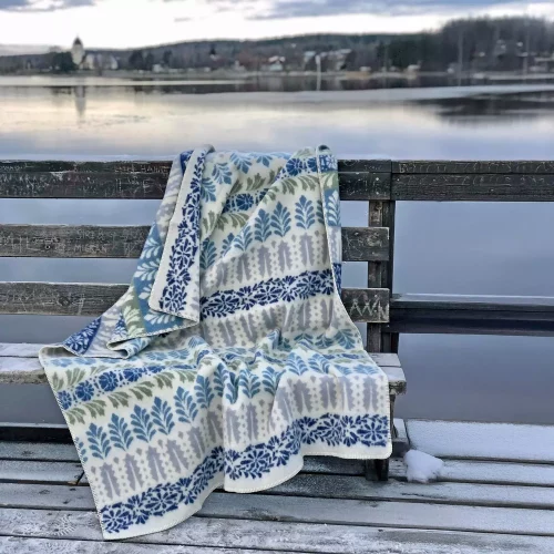 Arvet blue ullpledd 130 x180