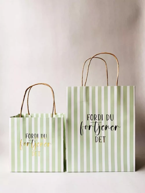 Gavepose M 20X25 cm «Fordi du fortjener det»
