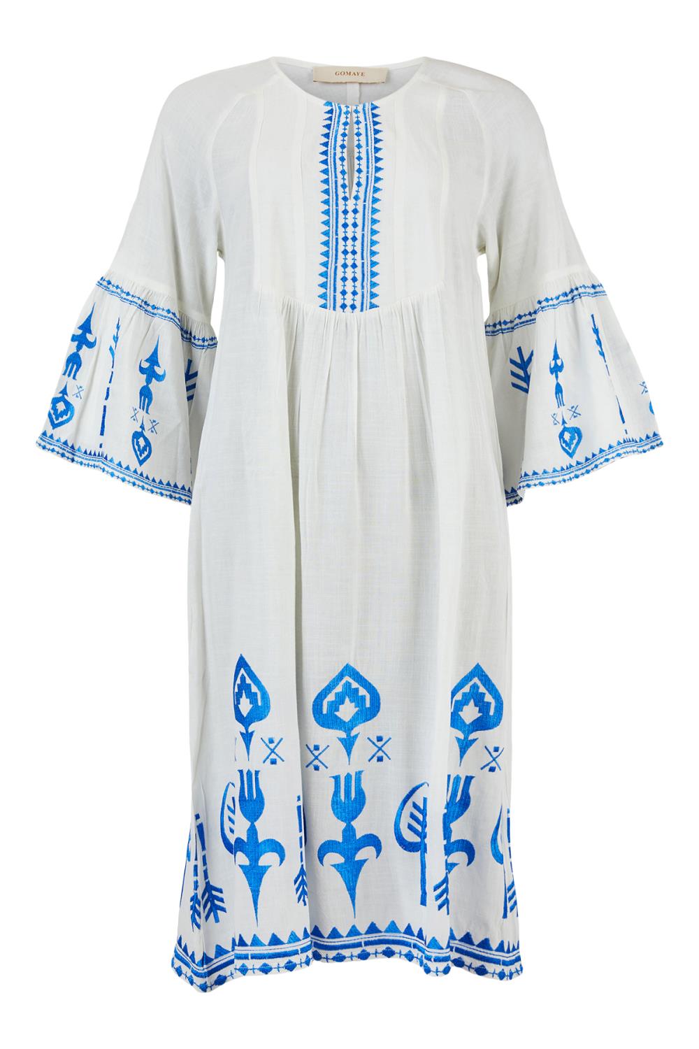 Gomaye kjole med broderi, hvit/blå