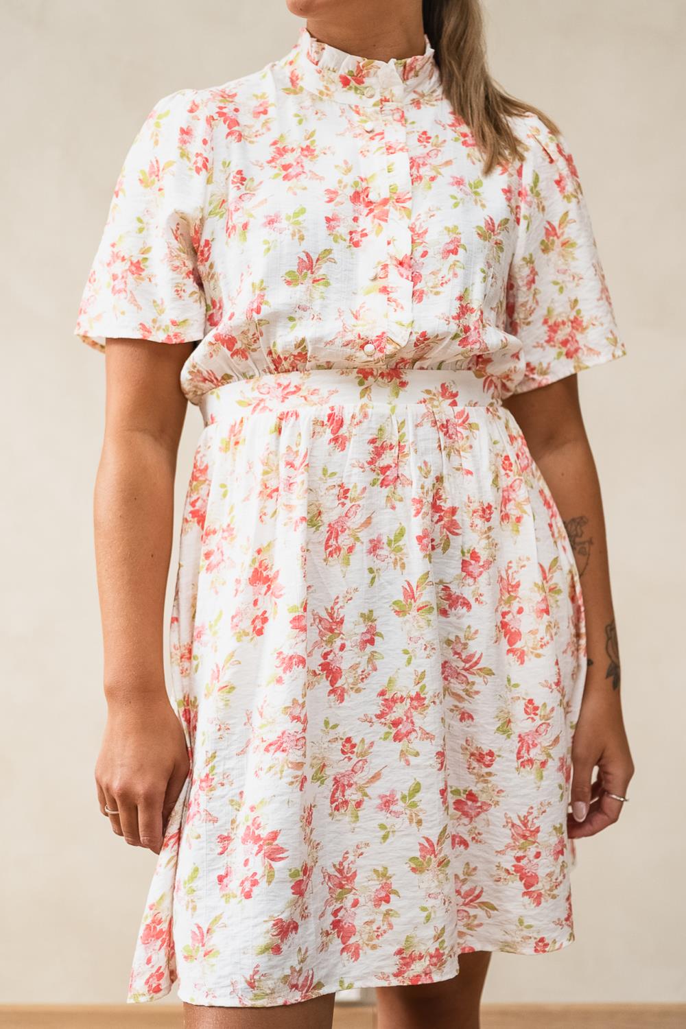 Raus Astrid 2/4 Dress, offwhite/rosa blomstret