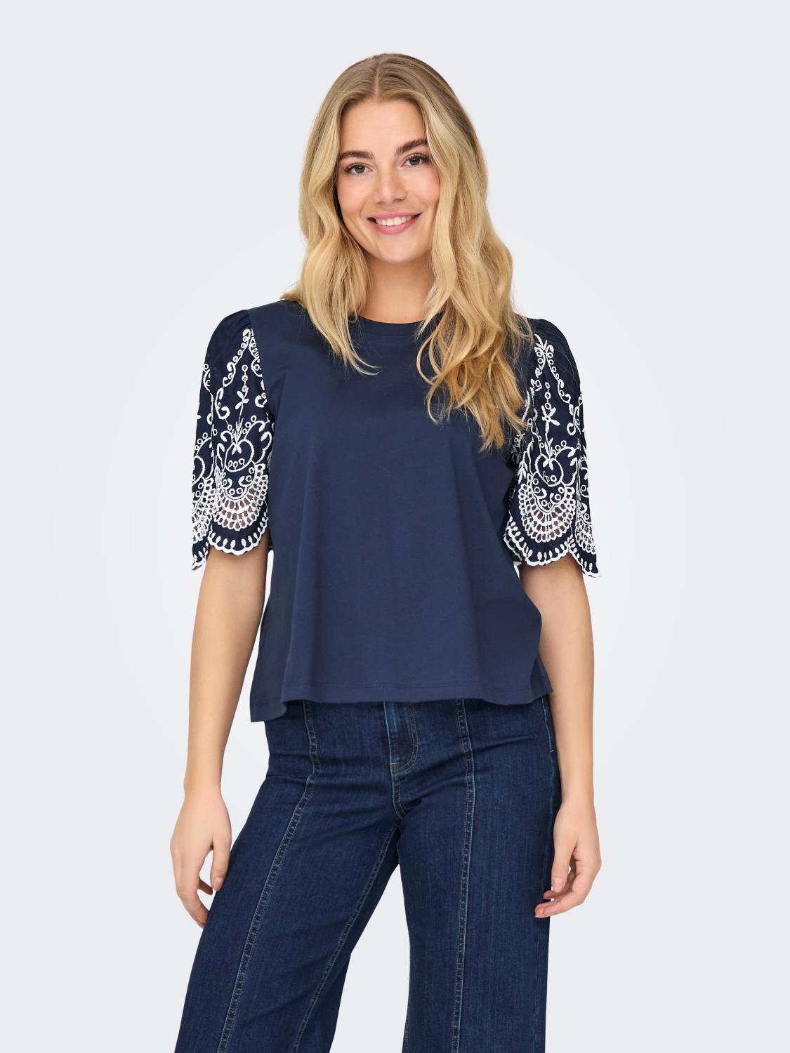 gallery-20591-for-15341457-black iris/embroidery