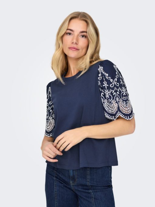gallery-20594-for-15341457-black iris/embroidery