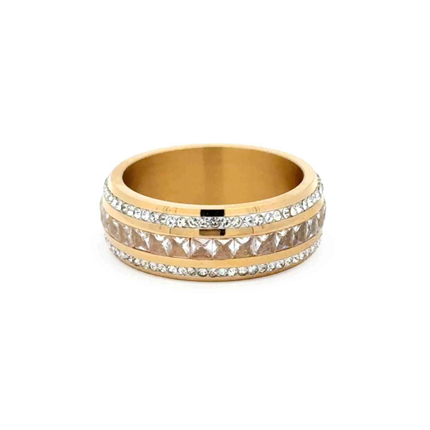 A&C Ring med krystallstener, gull