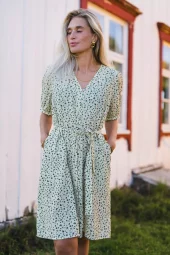 Raus Astrid 2/4 V Shirt Dress, grønn blomstret