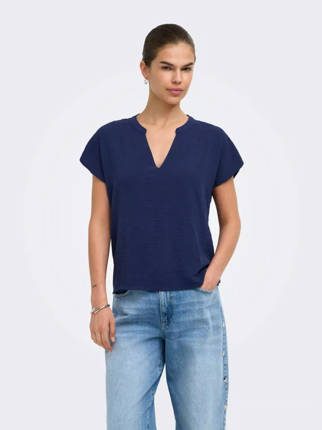 gallery-26803-for-15249287-medieval blue
