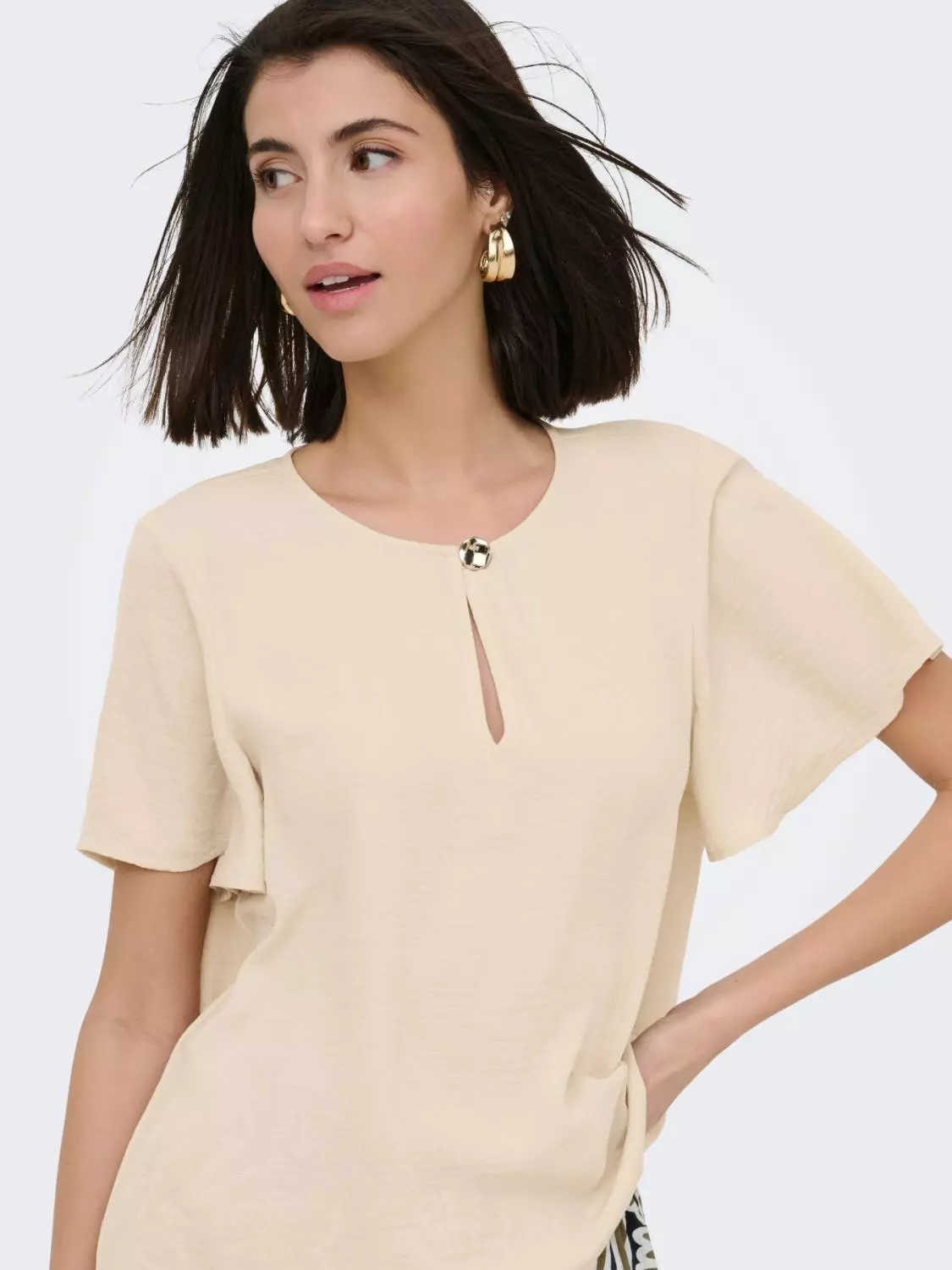 gallery-27002-for-15373196-beige