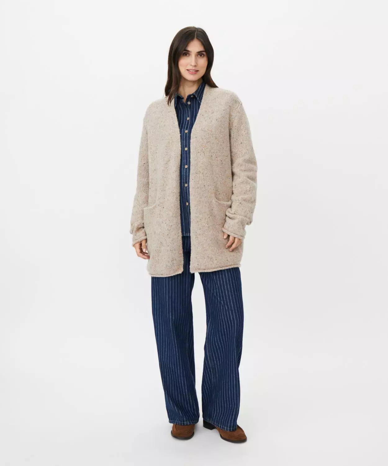 gallery-27553-for-1013151-plaza taupe