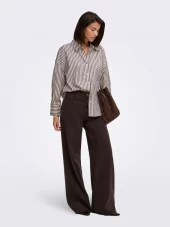 gallery-27726-for-15338857-cloud dancer/coffee bean