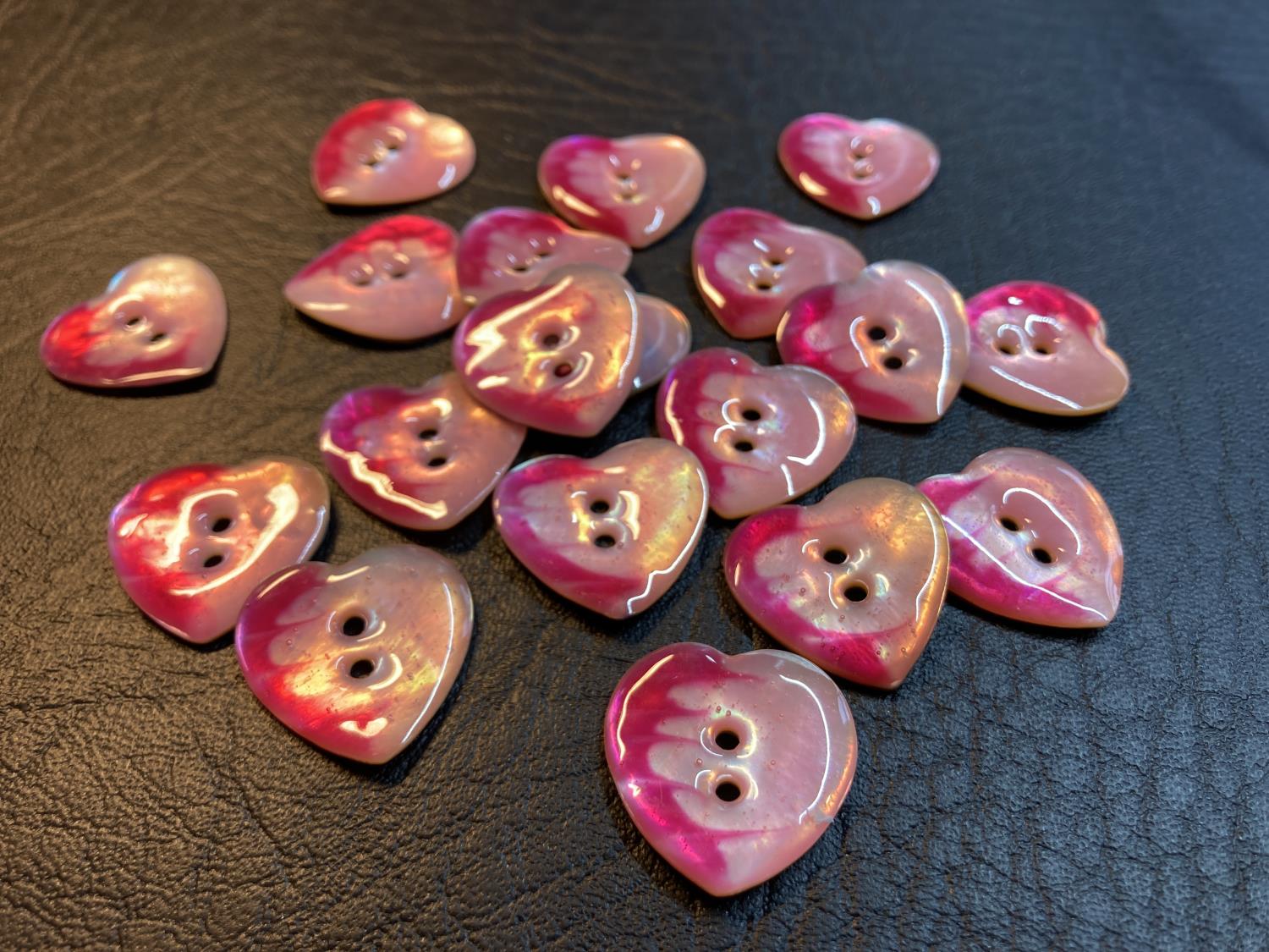 Perlemorknapp 23 mm hjerte, rosa