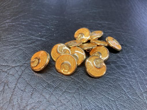 Knapp metall – Gullm grønn detalj – 15 mm