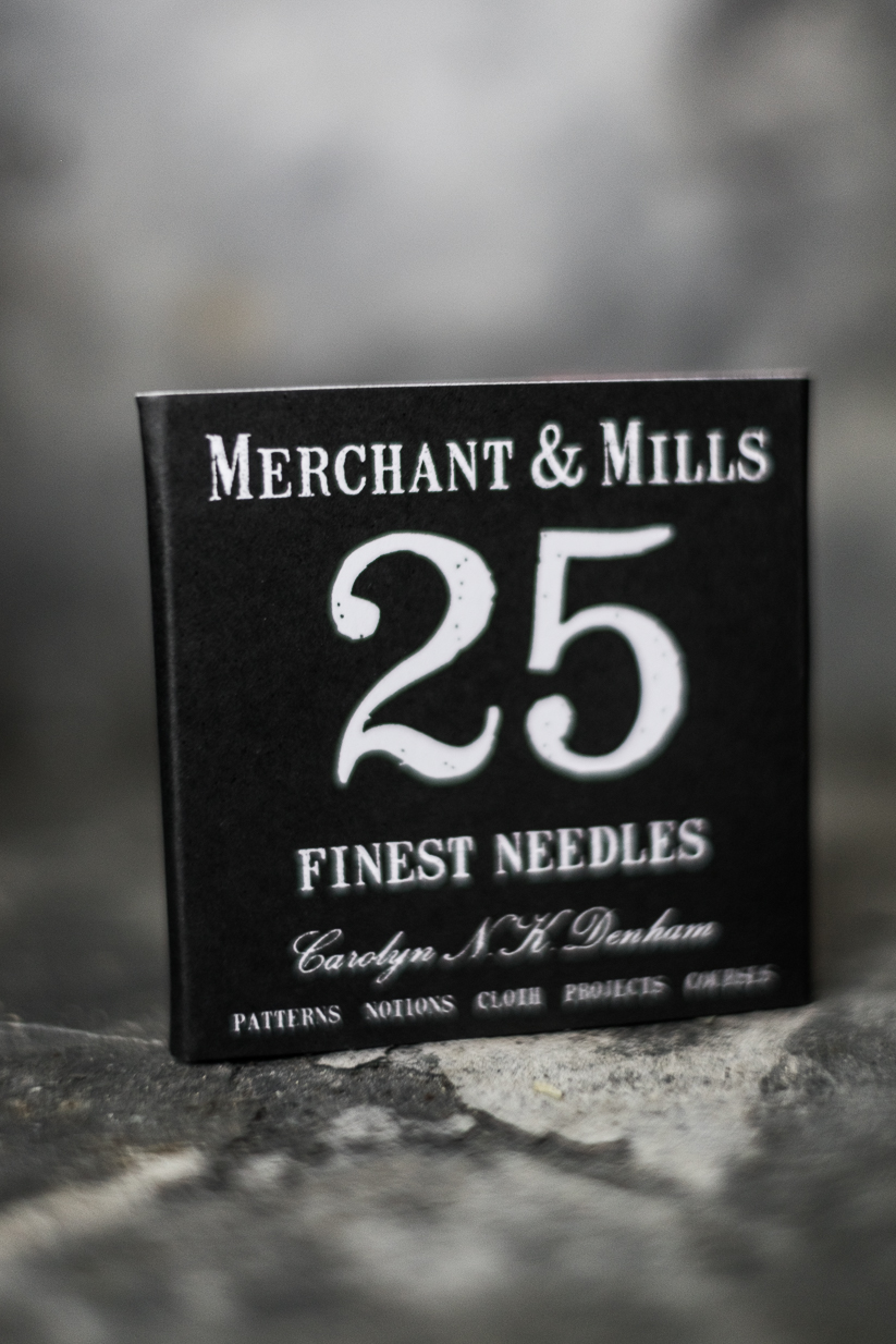 Merchant & Mills - 25 assorted fine sewing needles with threader