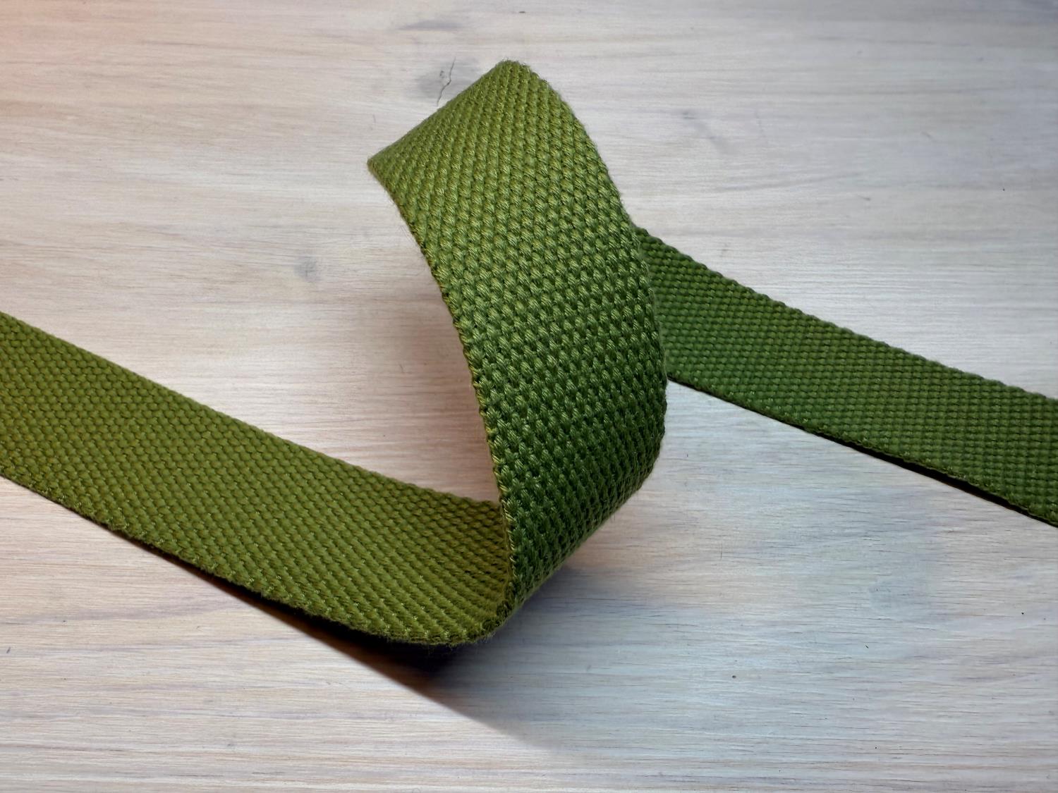 Kraftig bomullswebbing - Lime 25 mm