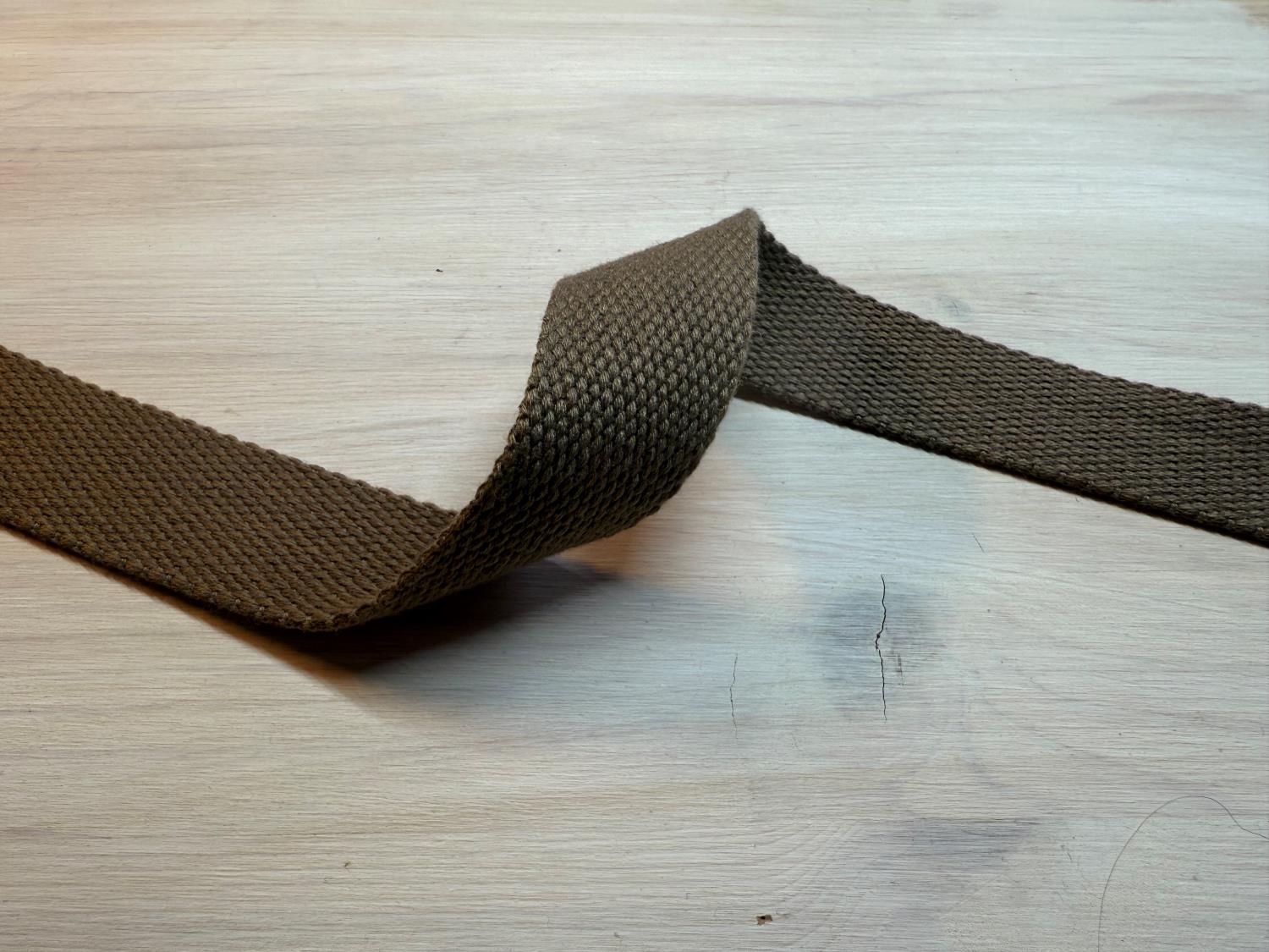 Kraftig bomullswebbing - Lys brun 30 mm