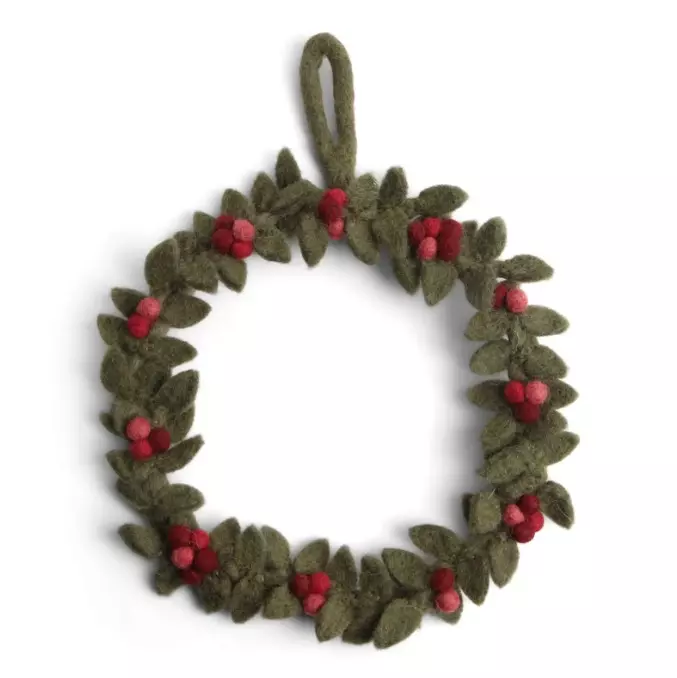 Small Green Wreath w/Red Berries w/Hanger