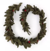 Garland w/Red Berries