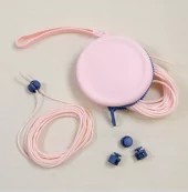 Fargerik pouch, lys rosa, med vaiere og 4 vaierlåser