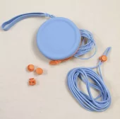 Fargerik pouch, lys blå, med vaiere og 4 vaierlåser