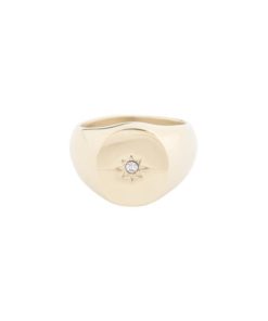 Oval signet ring w/ star