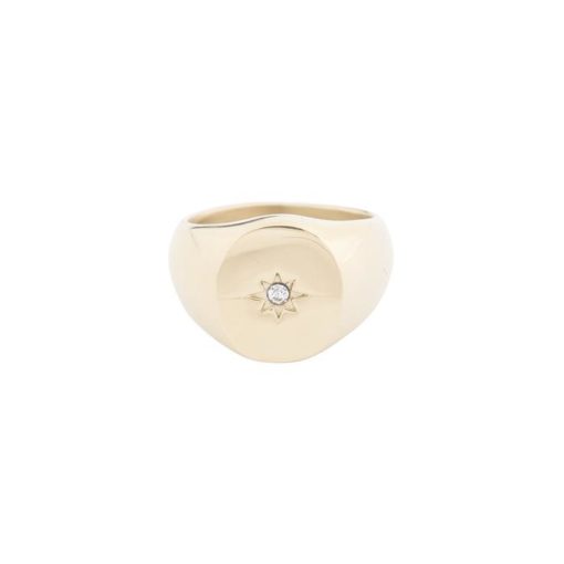 Oval signet ring w/ star