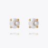 Classic stud earrings, pearl