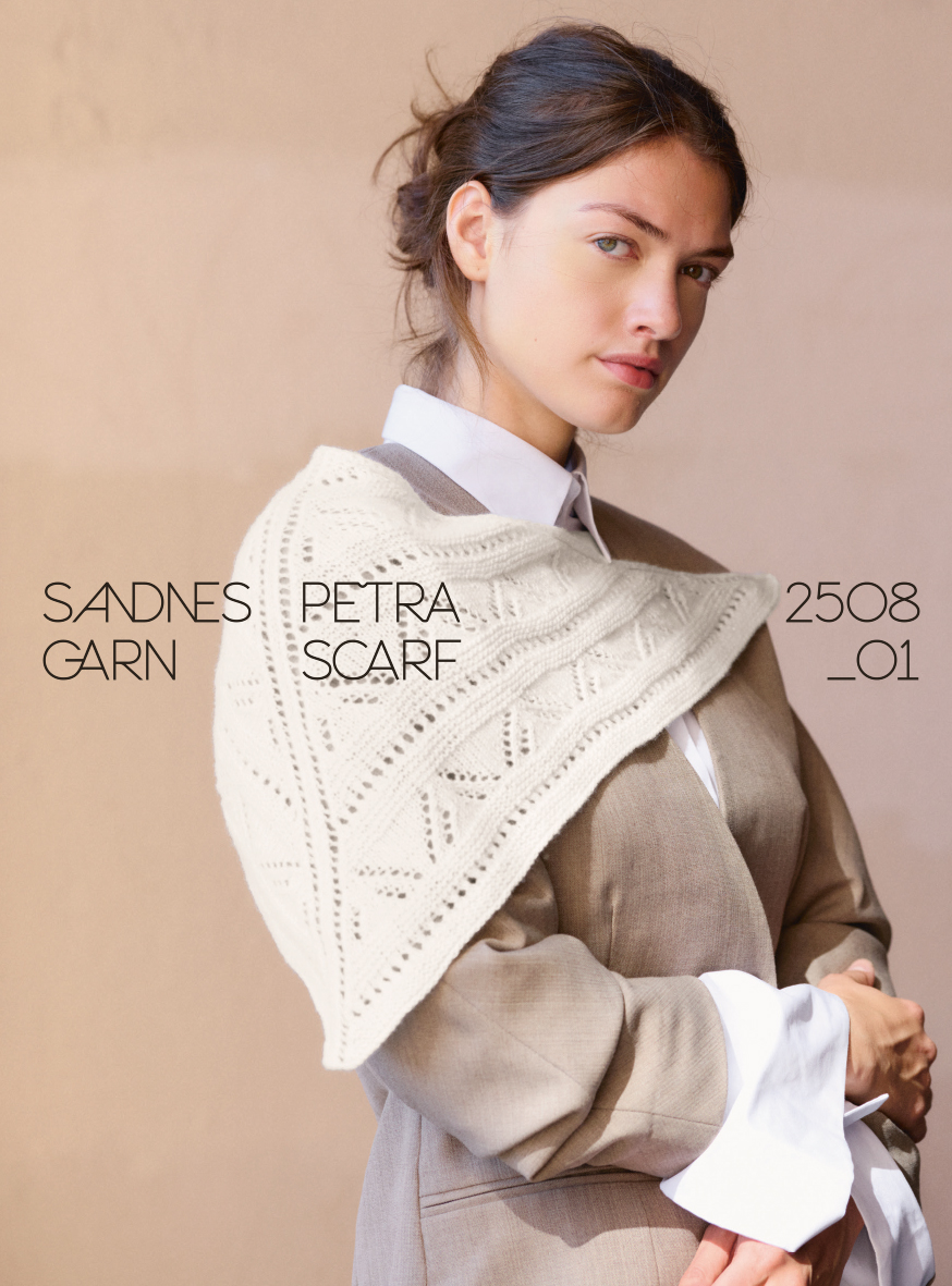 2508-01 PETRA SCARF