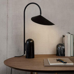 arum bordlampe ferm living eske