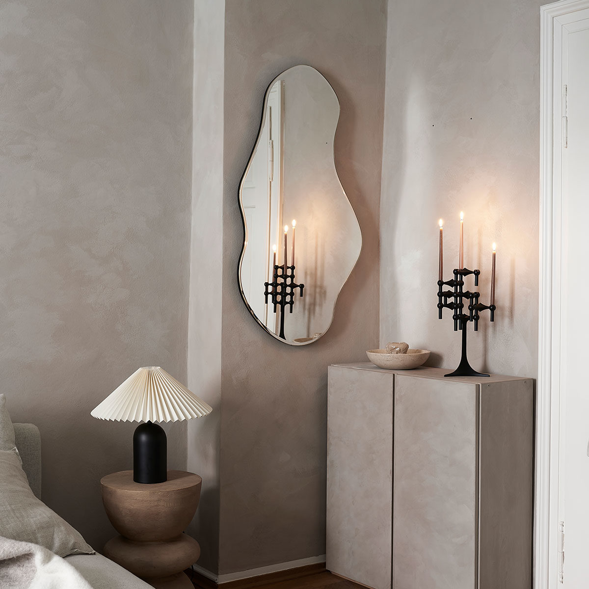 stoff nagel lysetsake og pond speil