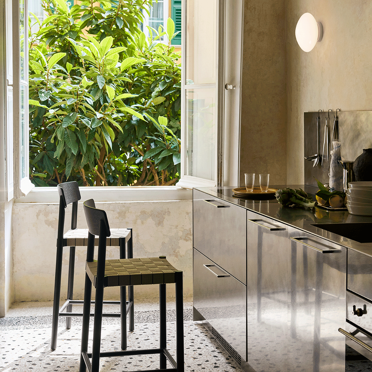 gallery-37926-for-&Trad146183A017