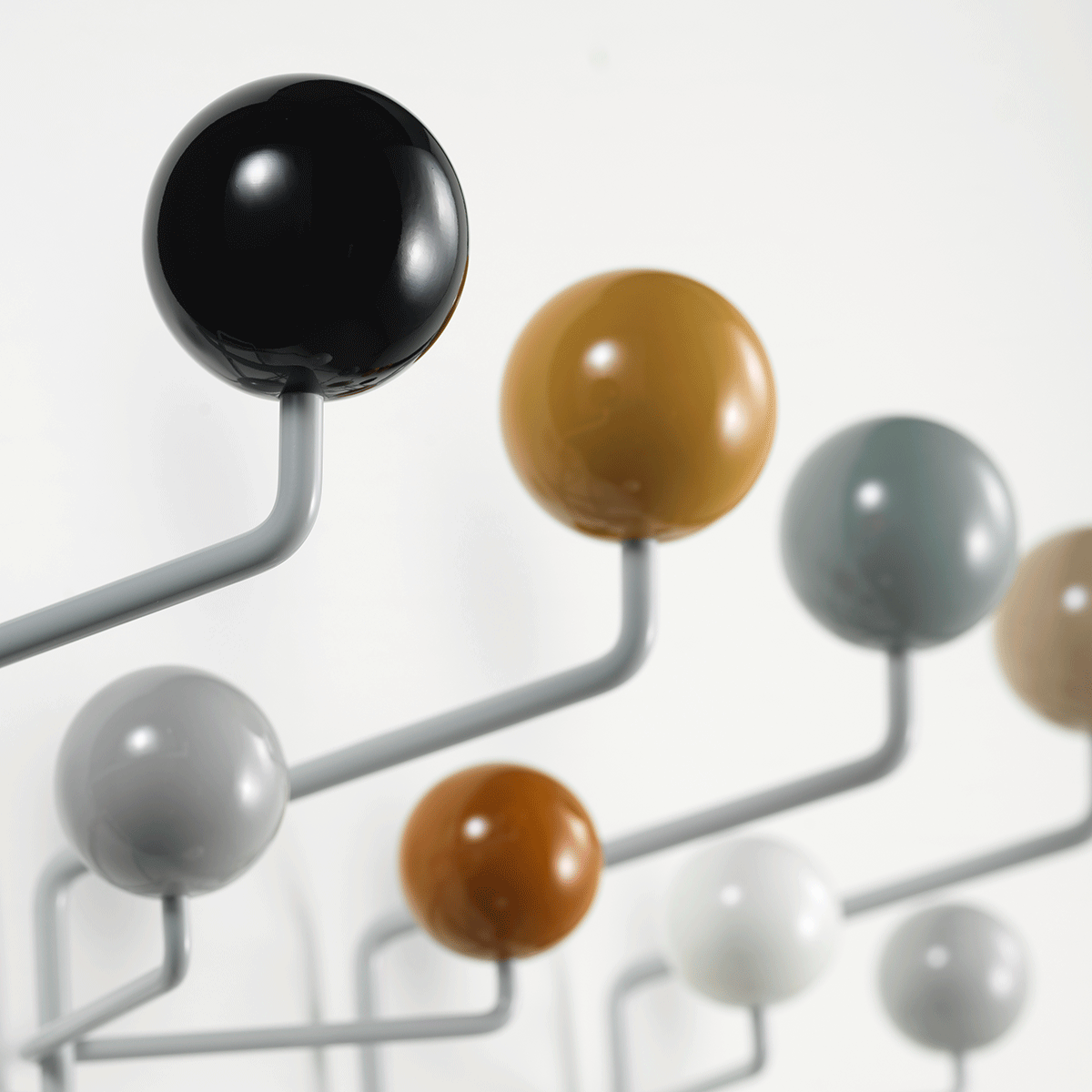 gallery-37998-for-VITRA002710